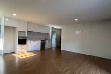 56A Sycamore Dr, Sunnynook