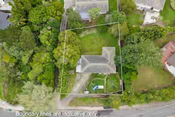 8 Makora Road, Massey