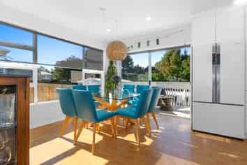 25 George Point Road, Onerahi