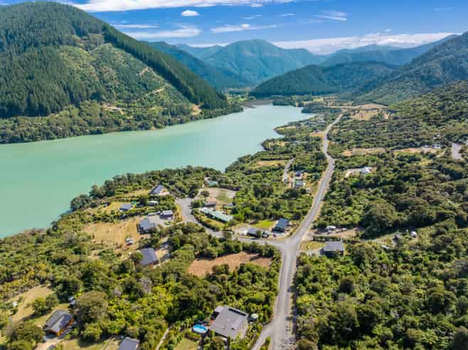 Lot 10 Kaiuma Bay, Kaiuma Bay