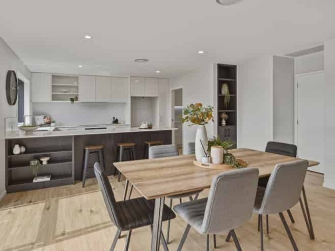 7 Bond Street, Springlands