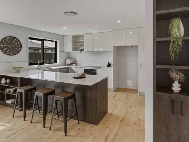 7 Bond Street, Springlands