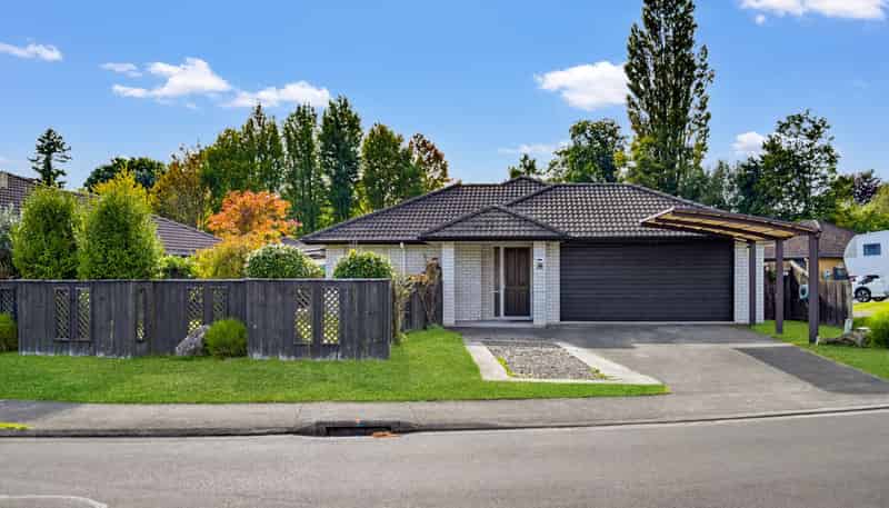 19 Riverholm Drive, Mangakakahi