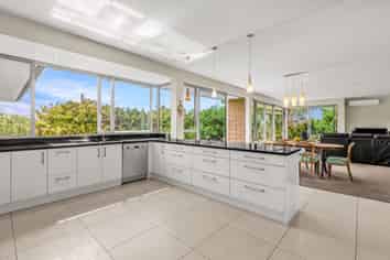 2342 Cove Road, Mangawhai