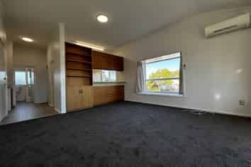 1-1054 Colombo Street, Saint Albans