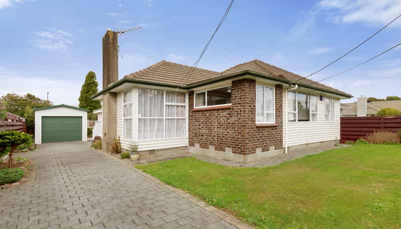 98 Thackeray Street, Trentham