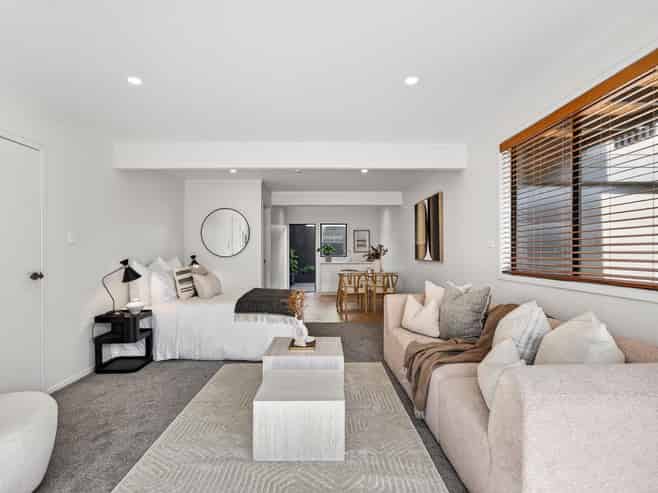  2/10 Sylvan Park Avenue, Milford