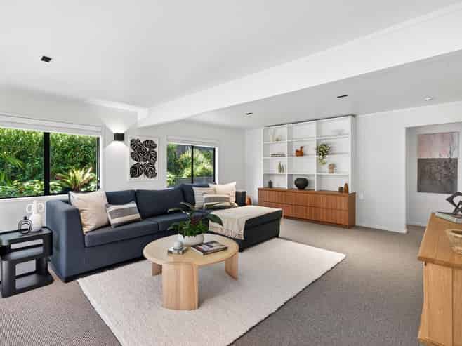  2/10 Sylvan Park Avenue, Milford