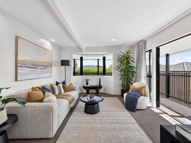  2/10 Sylvan Park Avenue, Milford