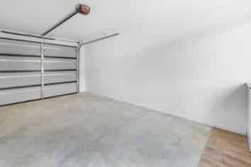 43B Heathfield Avenue, Huntington