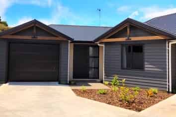 43B Heathfield Avenue, Huntington