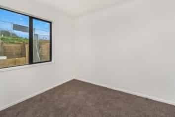 43B Heathfield Avenue, Huntington