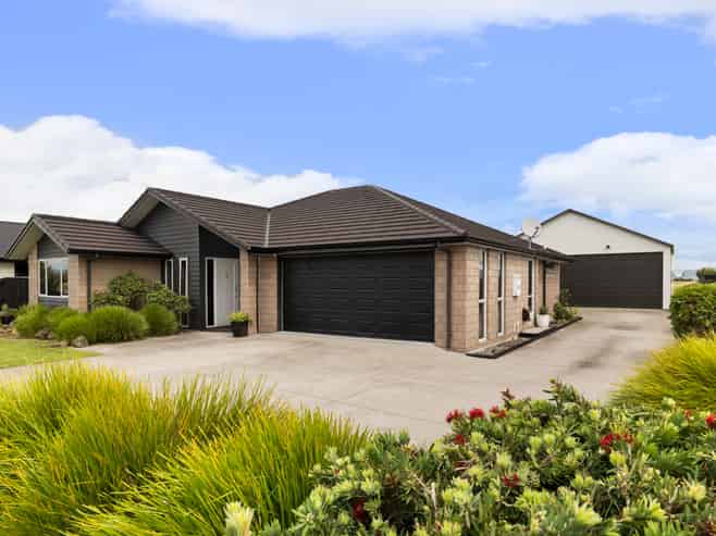 64 Darlington Street, Ngatea