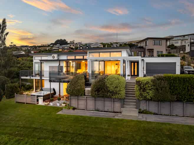 17 Stoneyridge Close, Mount Pleasant