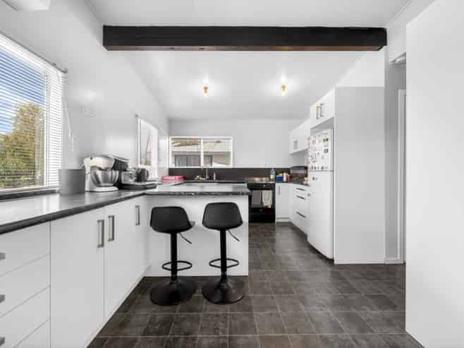 33 Waterhouse Street, Masterton