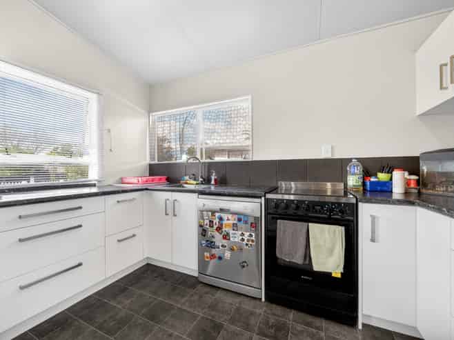 33 Waterhouse Street, Masterton