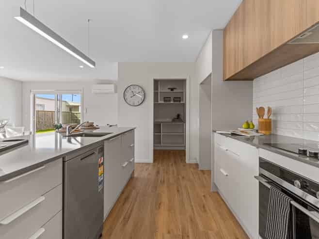 9 Whareatea Road, Redwoodtown