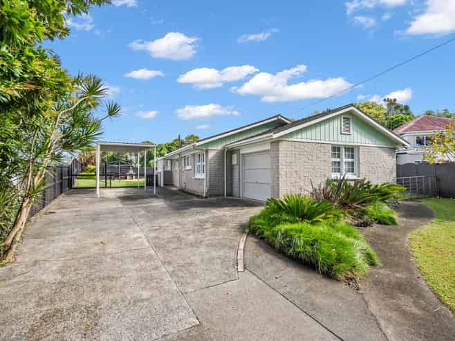 23 Moody Avenue, Whau Valley