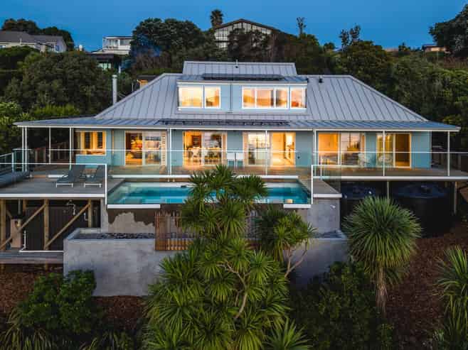 59 Kennedy Point Road, Surfdale