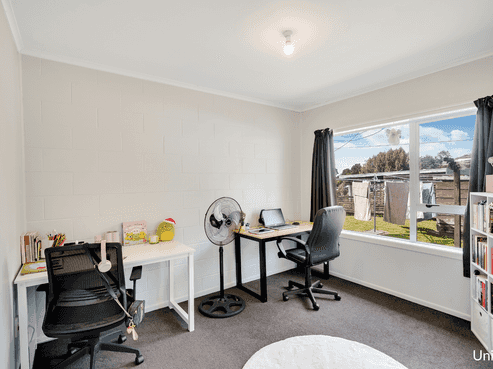 37 Anthony Crescent, Bader