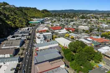 Town Centre Large Format Retail/Office