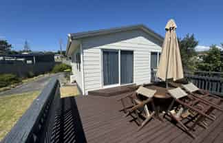 85 Kahukura Avenue , Waitarere Beach