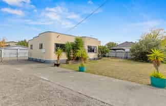 10 Burden Street, Blenheim