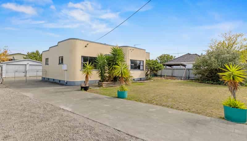 10 Burden Street, Blenheim