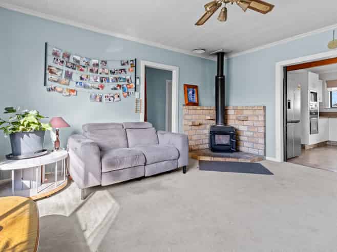 10 Burden Street, Blenheim