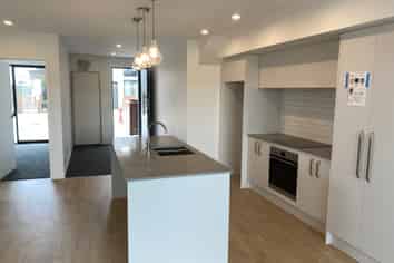 1/2 Unga Place, Beachlands