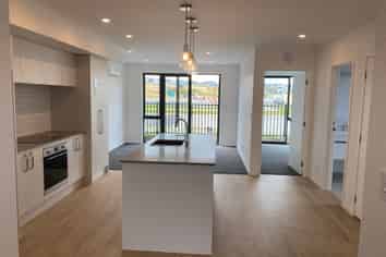 1/2 Unga Place, Beachlands