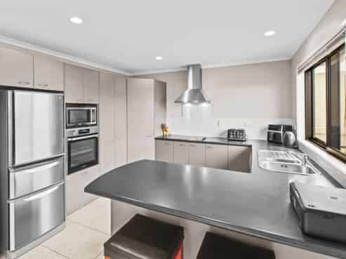 7 The Rise, Gulf Harbour