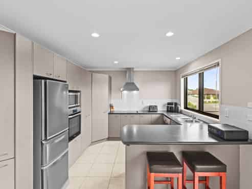 7 The Rise, Gulf Harbour