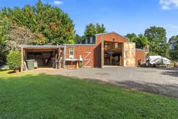 10 Oakshott Road, Ngahinapouri