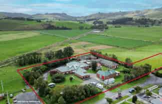 Freehold going concern lodge and campground