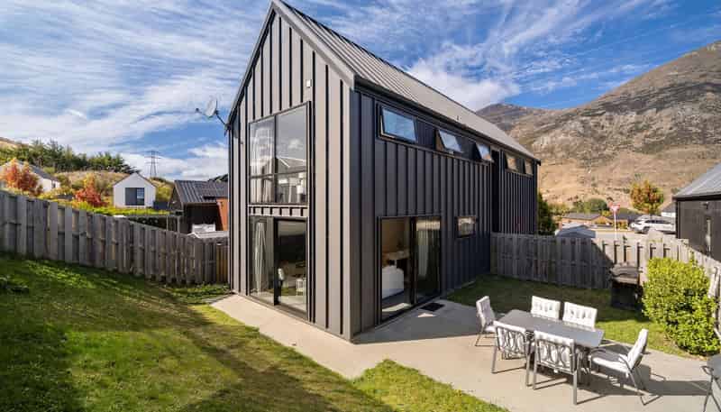 54 Red Cottage Drive, Lake Hayes Estate