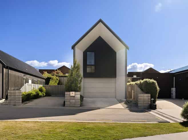 54 Red Cottage Drive, Lake Hayes Estate