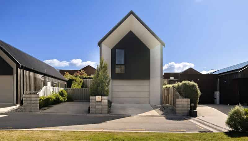 54 Red Cottage Drive, Lake Hayes Estate