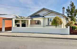 64 Hargest Crescent, SAINT KILDA