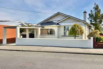 64 Hargest Crescent, SAINT KILDA