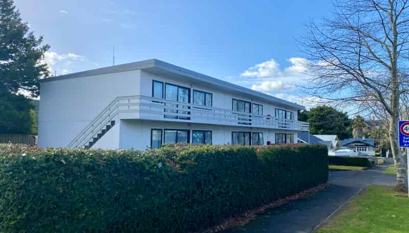 2/206 River Road, Claudelands