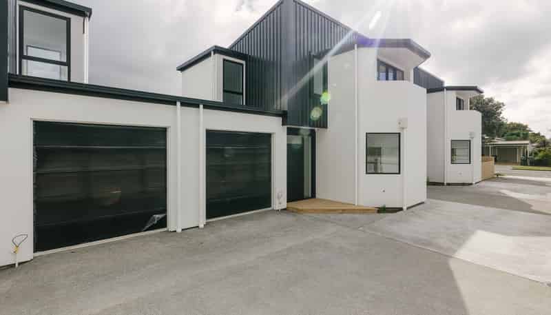 128b Linton Street, West End