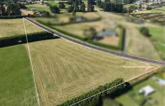 90 Halfway Bush Road, Halfway Bush