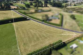 90 Halfway Bush Road, Halfway Bush