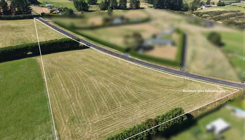 90 Halfway Bush Road, Halfway Bush