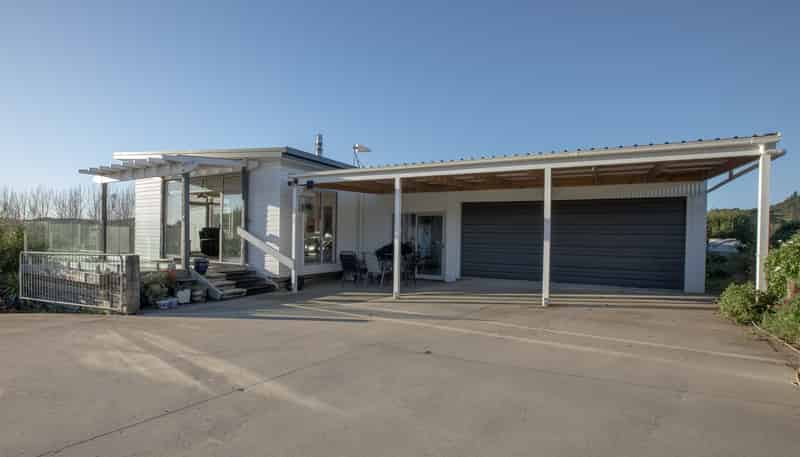 683F Puketona Road, Haruru