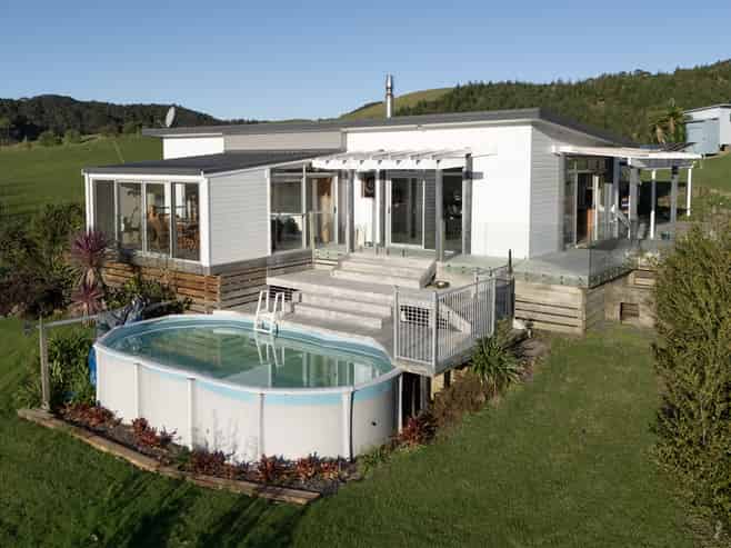 683F Puketona Road, Haruru