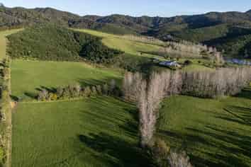 683F Puketona Road, Haruru