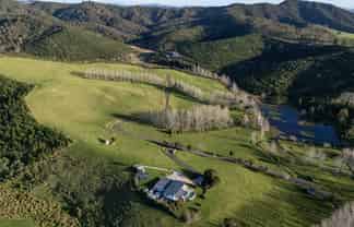 683F Puketona Road, Haruru