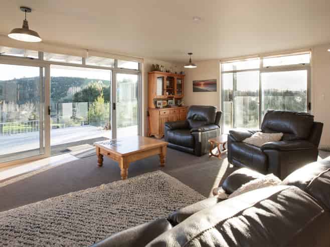 683F Puketona Road, Haruru